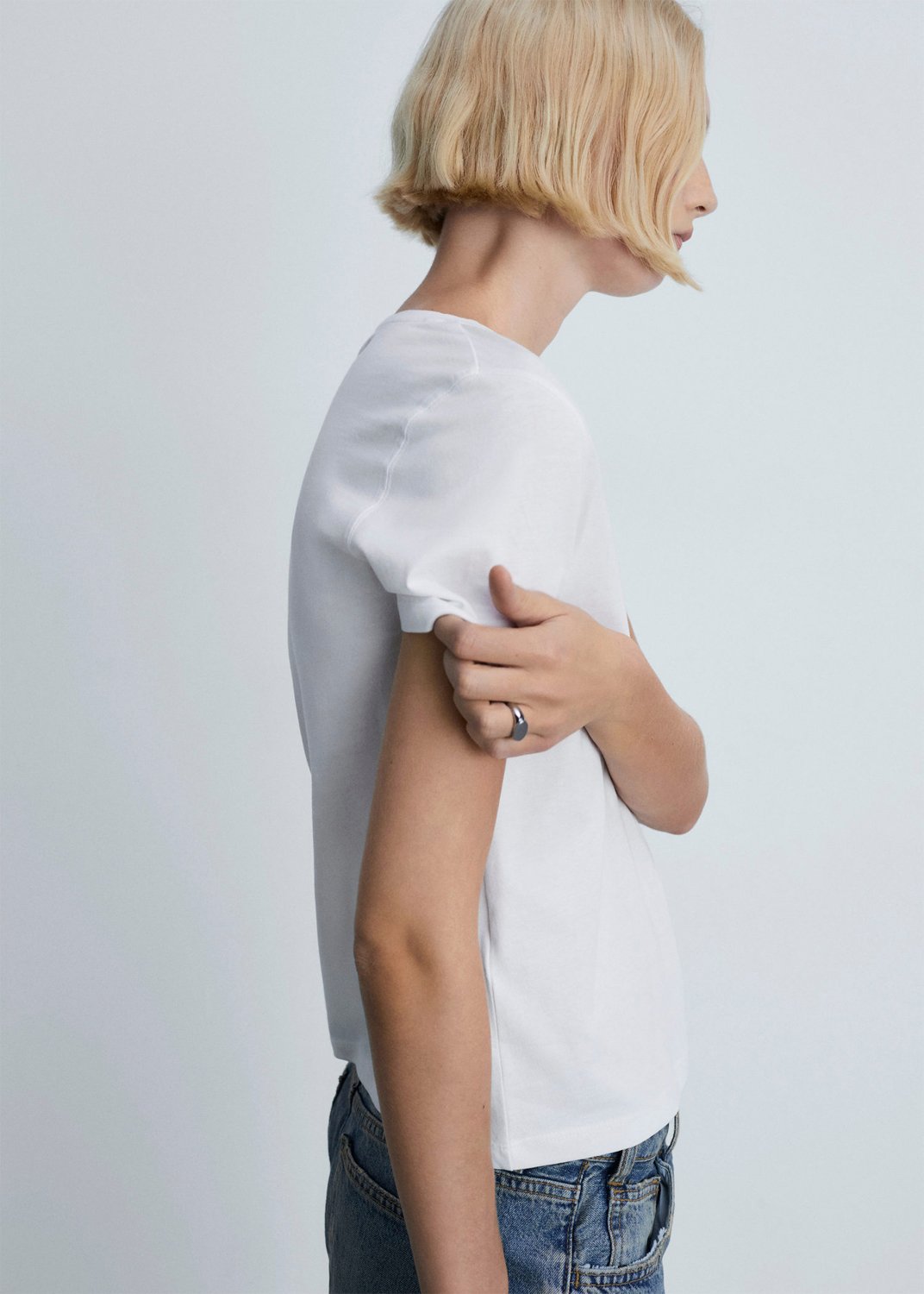 100% Cotton Vneck T-shirt
